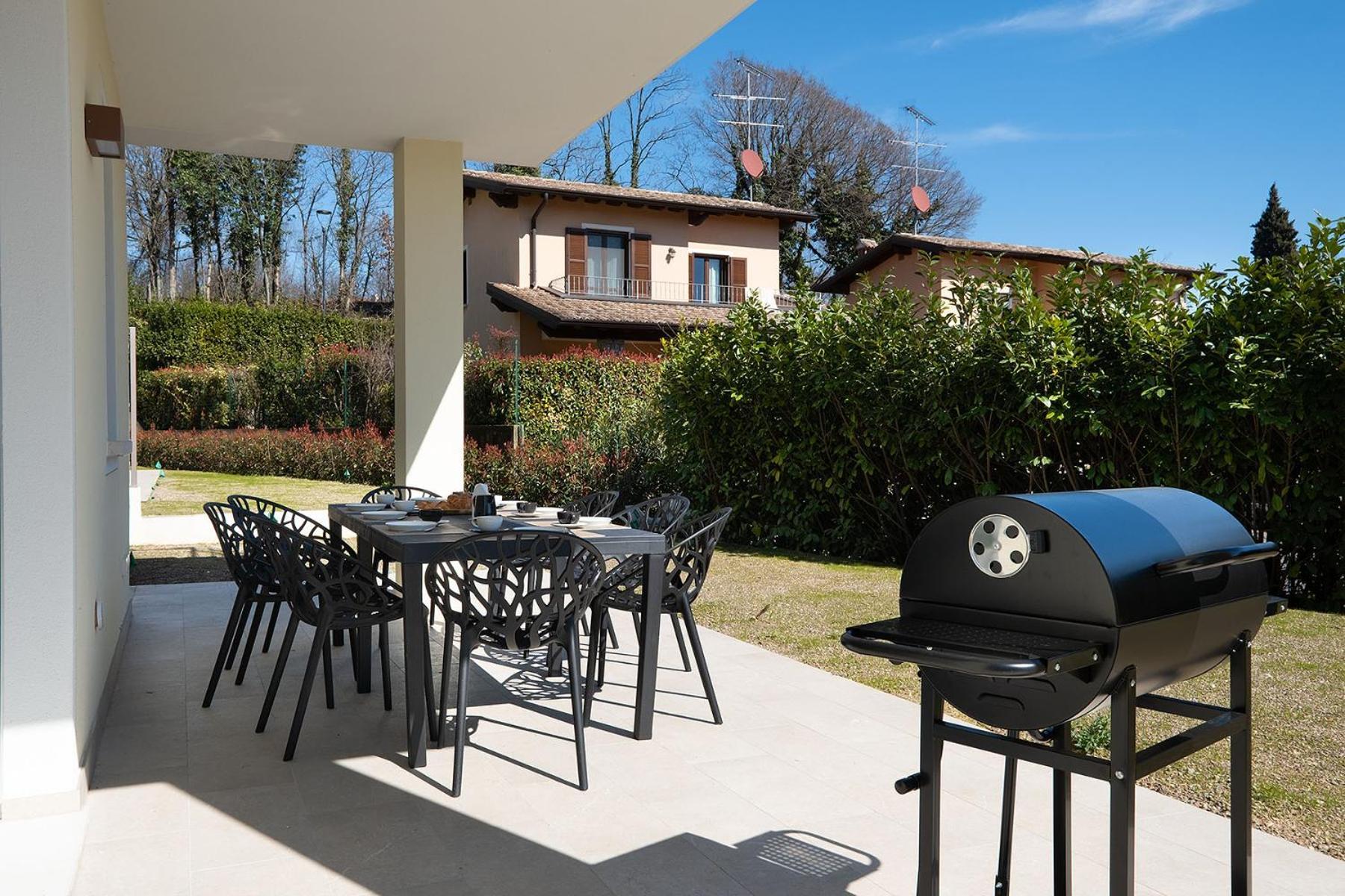 Luxury Villas Gardenia With Private Pool Padenghe sul Garda Kültér fotó
