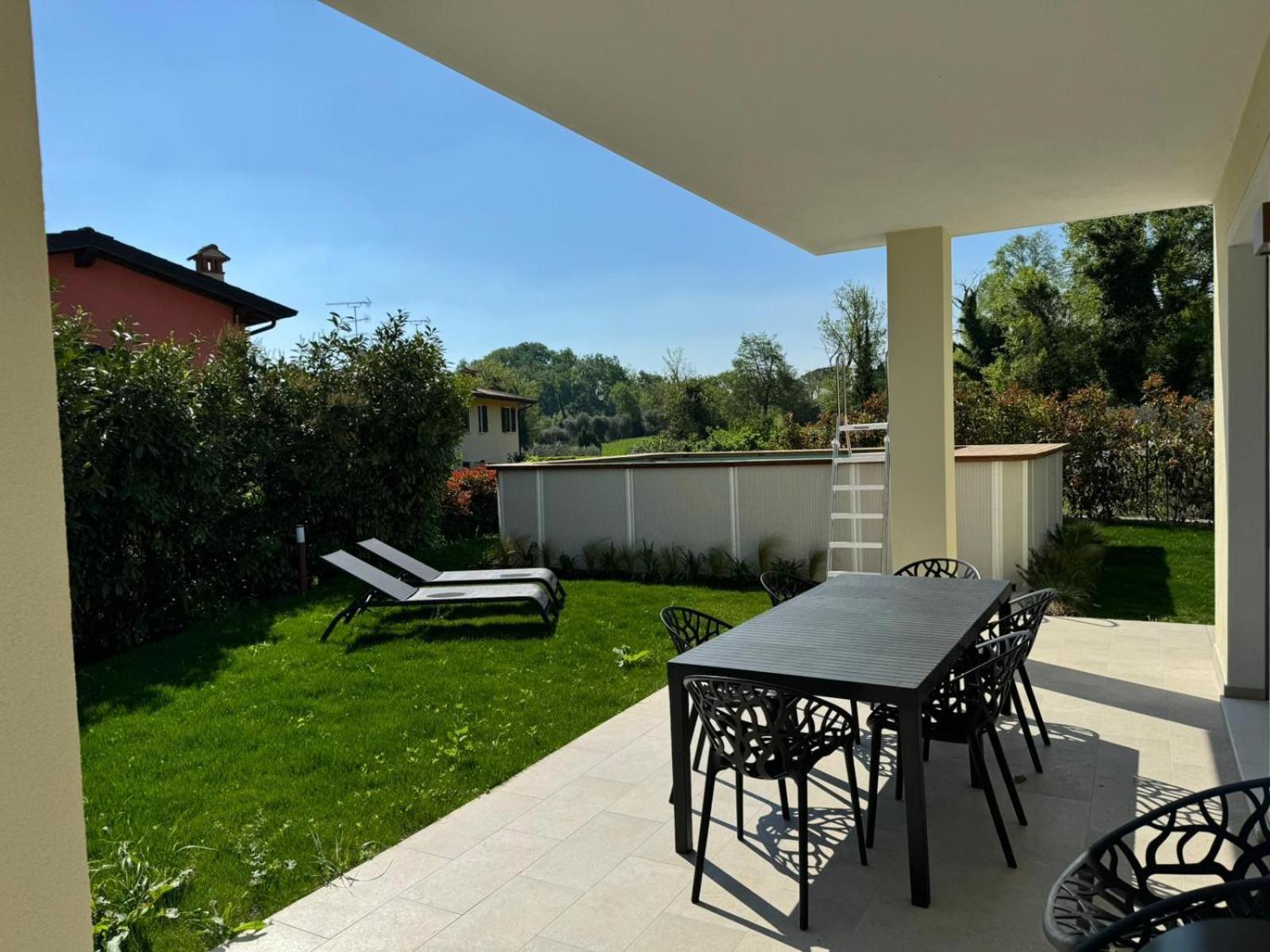 Luxury Villas Gardenia With Private Pool Padenghe sul Garda Kültér fotó