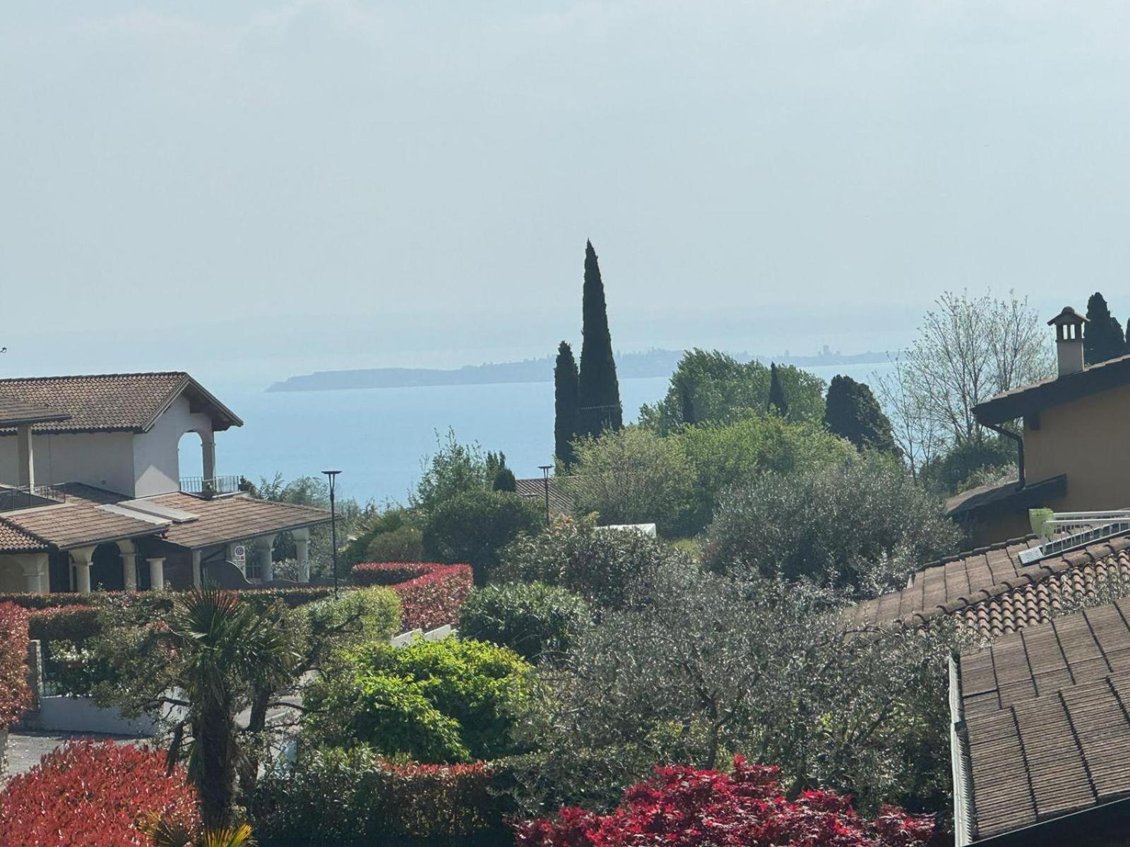 Luxury Villas Gardenia With Private Pool Padenghe sul Garda Kültér fotó