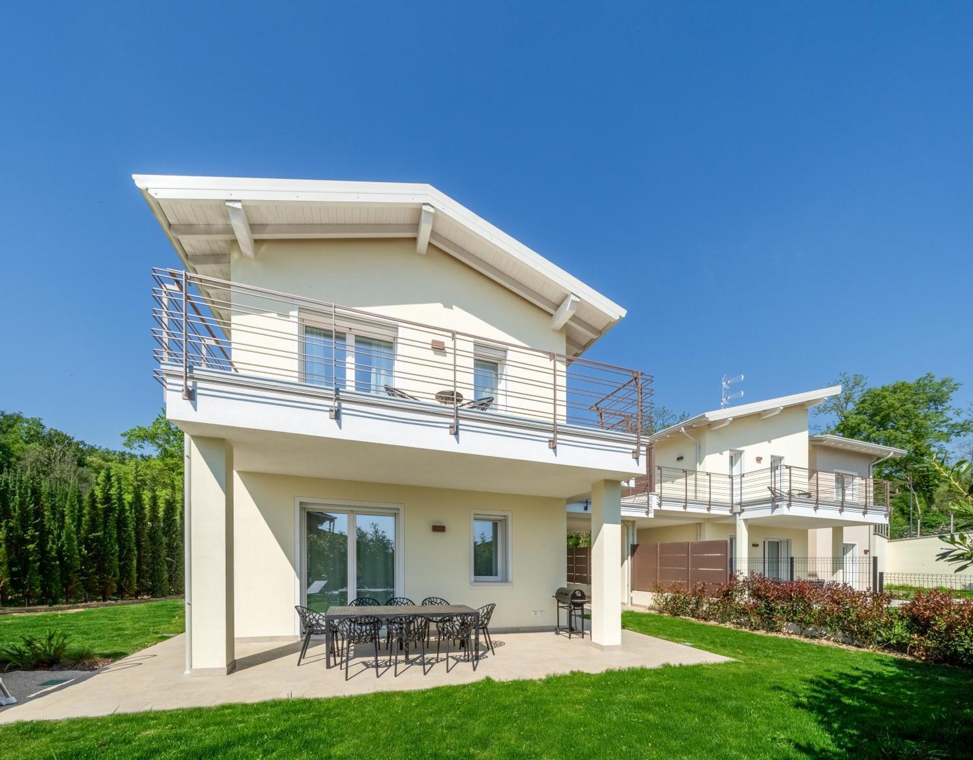 Luxury Villas Gardenia With Private Pool Padenghe sul Garda Kültér fotó