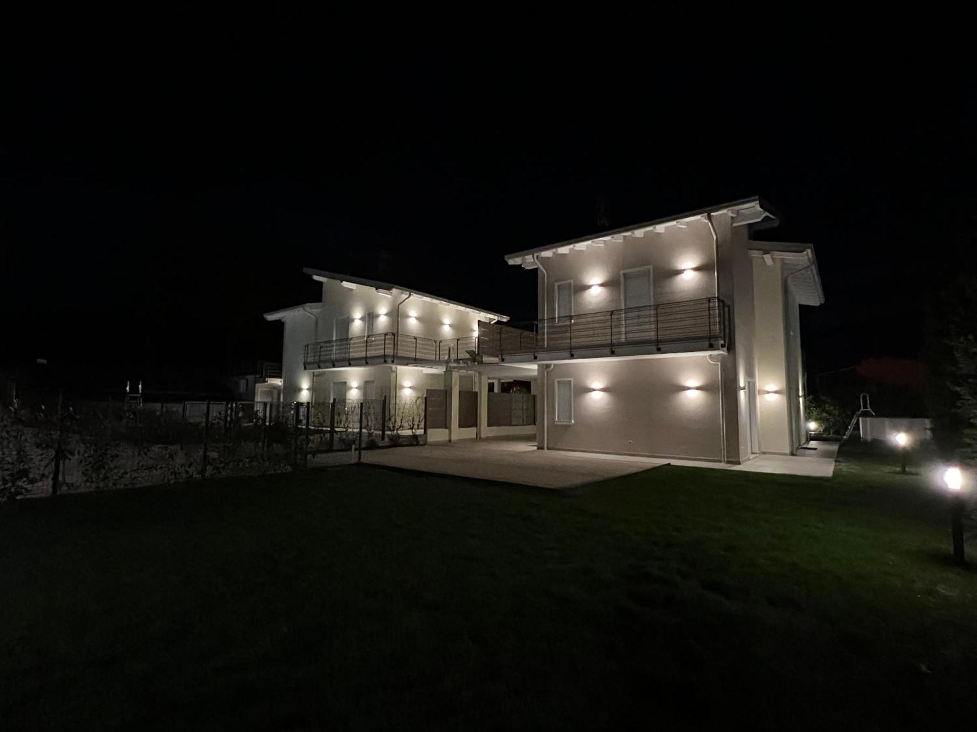 Luxury Villas Gardenia With Private Pool Padenghe sul Garda Kültér fotó